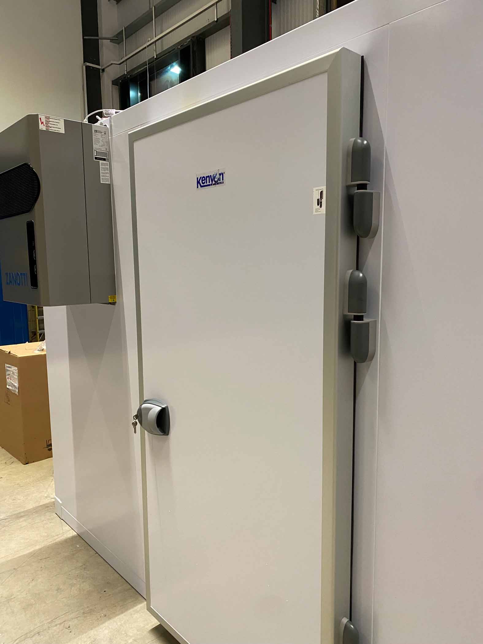 Manchester Glue Manufacturer Coldroom